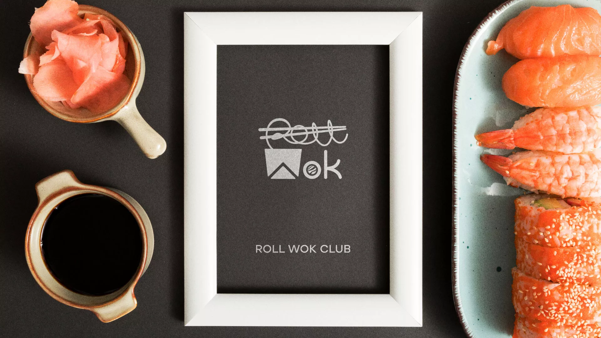 Разработка логотипа суши-бара «Roll Wok Club» в Любиме